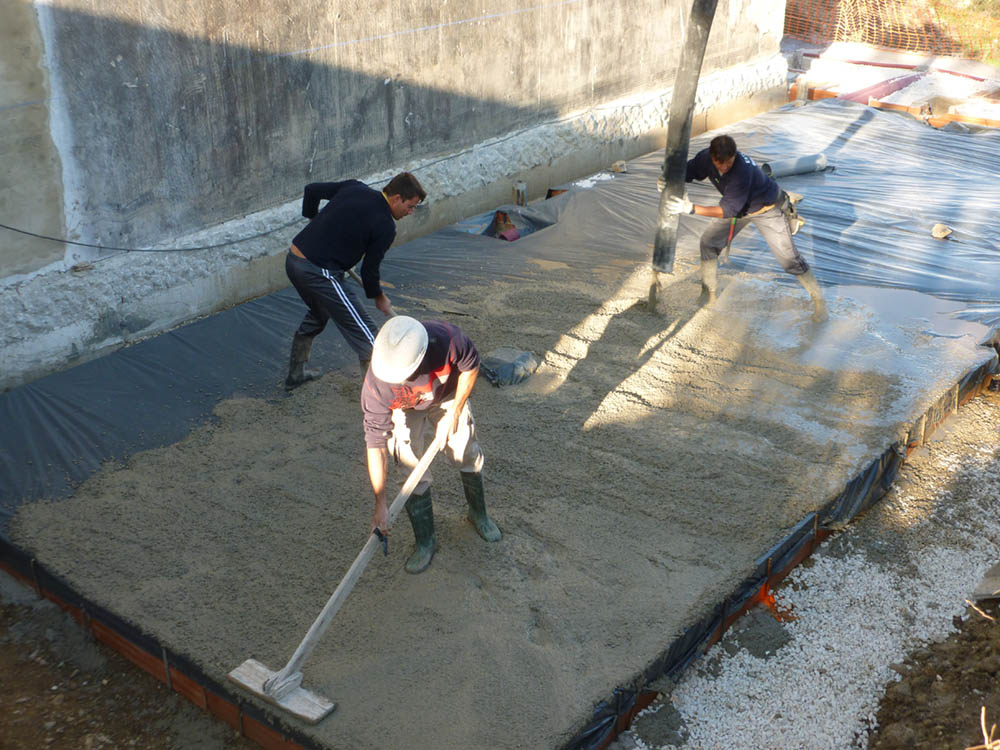 laying concrete for renovation