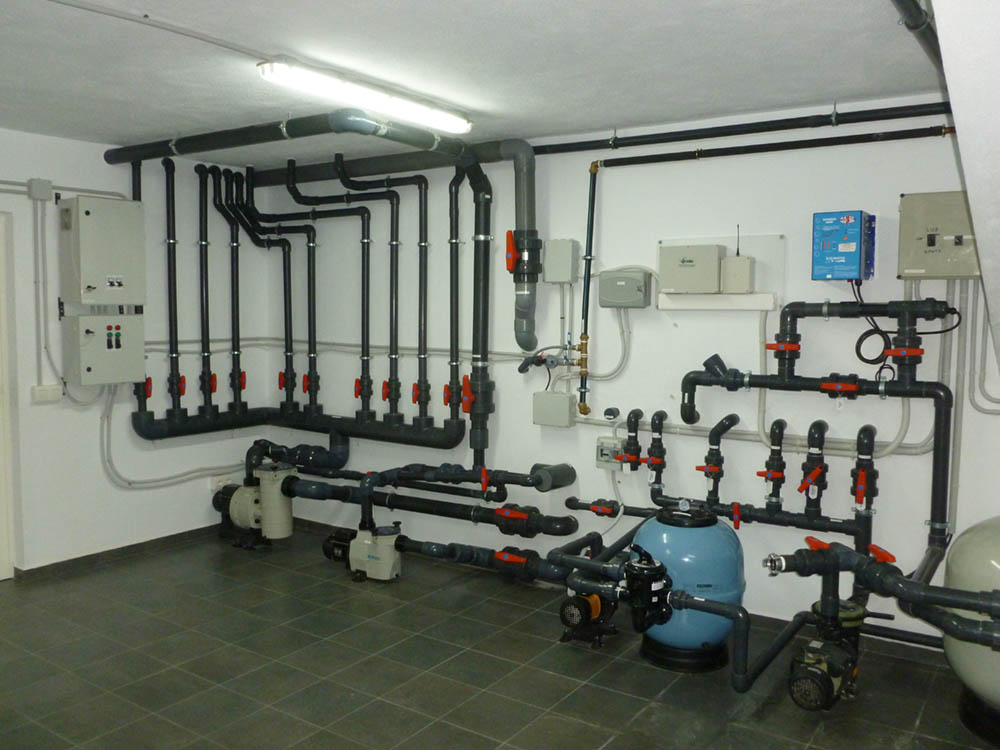 swimming pool pump room