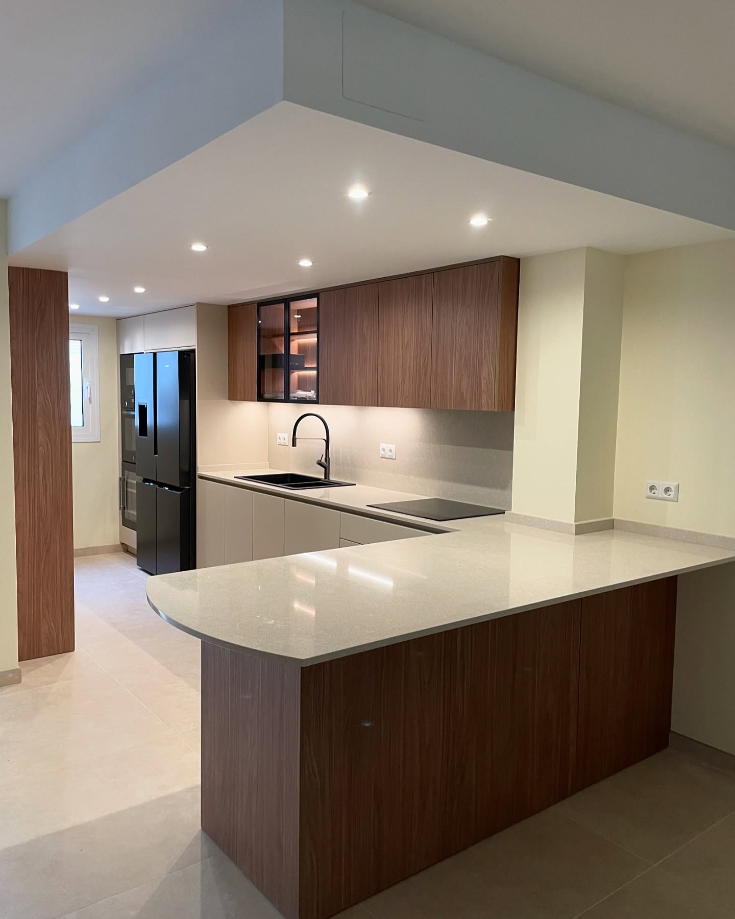 Open Plan Kitchen Marbella